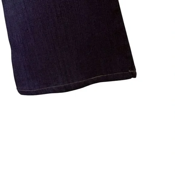 Paige Women's Blue  Flared Jeans, zipper fly, size 27 - Picture 8 of 11